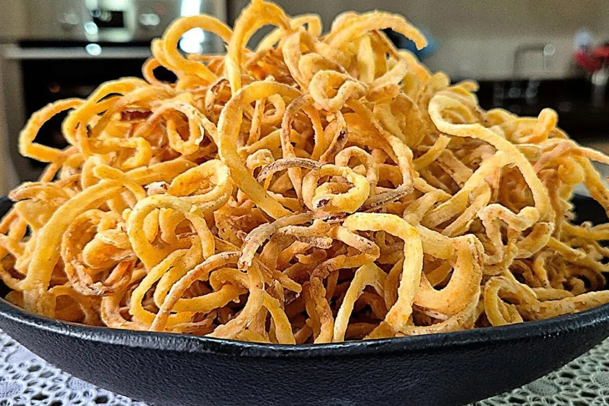 Cebola crispy deliciosa, para você fazer em casa e acompanha