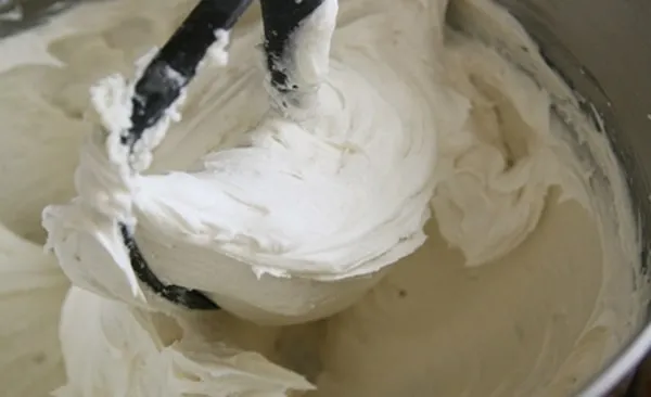 Cobertura Cremosa de Baunilha – Buttercream