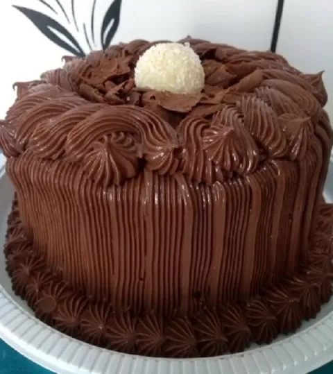 Cobertura de Chocolate Para Bolo de Aniversário