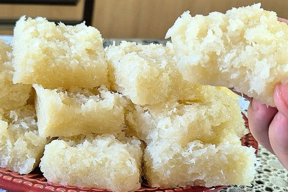 Cocada sem leite condensado extremamente cremosa, um docinho
