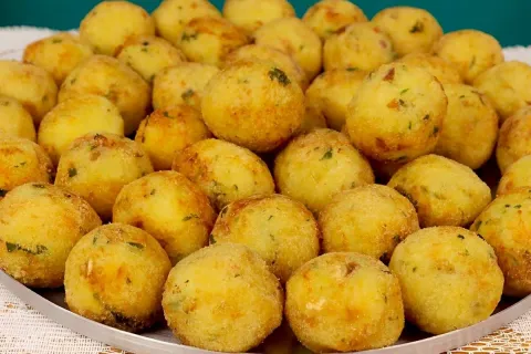 Com essa receita fiz 2 quilos de bolinho de bacalhau usando 