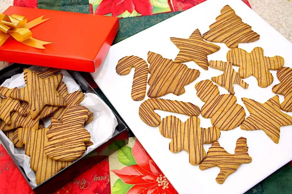 Como fazer bolachinhas de natal para você comemorar essa dat