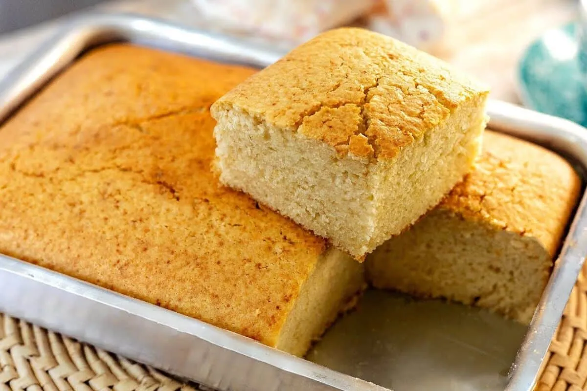 Como fazer bolo de maionese doce, a famosa receita do Antoni