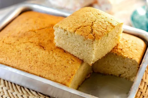 Como fazer bolo de maionese doce, a famosa receita do Antoni