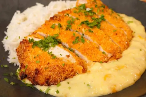Como fazer frango empanado sem fritura que fica delicioso pa