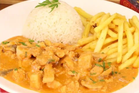 Como fazer o melhor strogonoff do mundo com passo um passo m