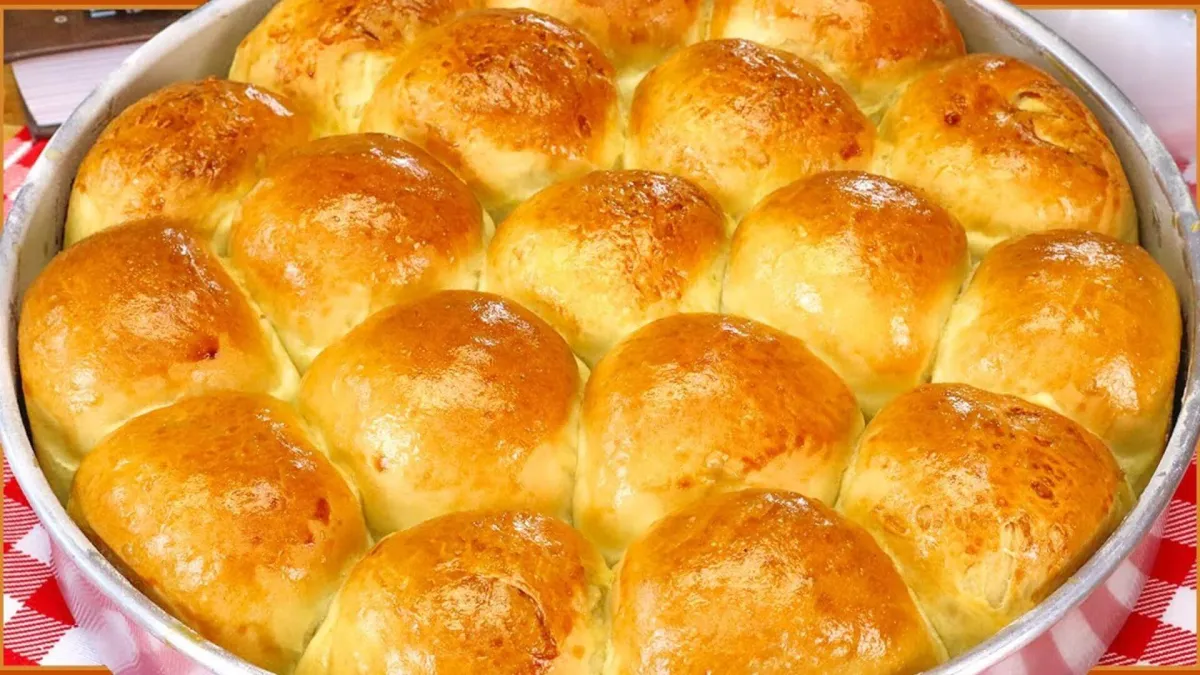Como fazer pão de leite caseiro fácil e econômico para o caf