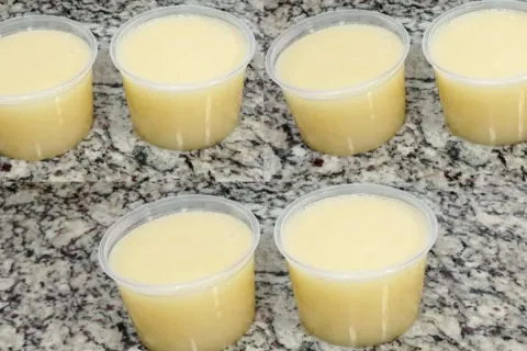 Como fazer pasta de brilho caseira para deixar suas panelas 