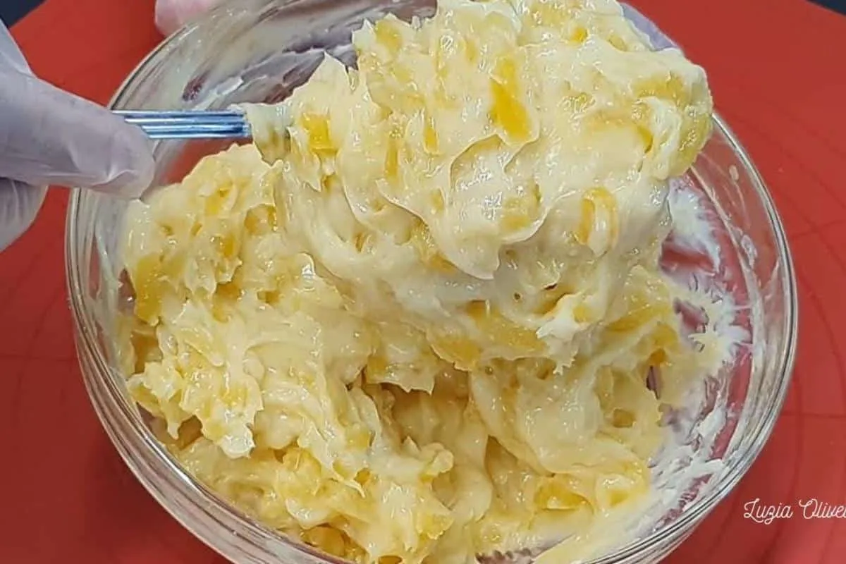 Como fazer recheio de abacaxi perfeito para bolos de anivers