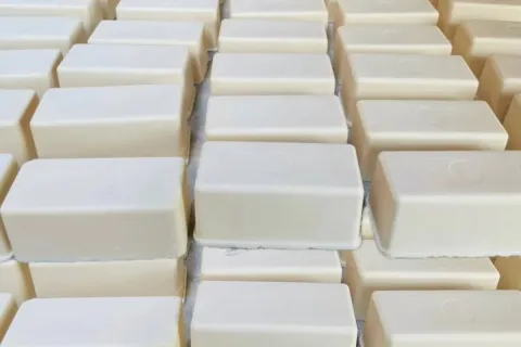 Como fazer sabão caseiro com óleo usado para economizar dinh