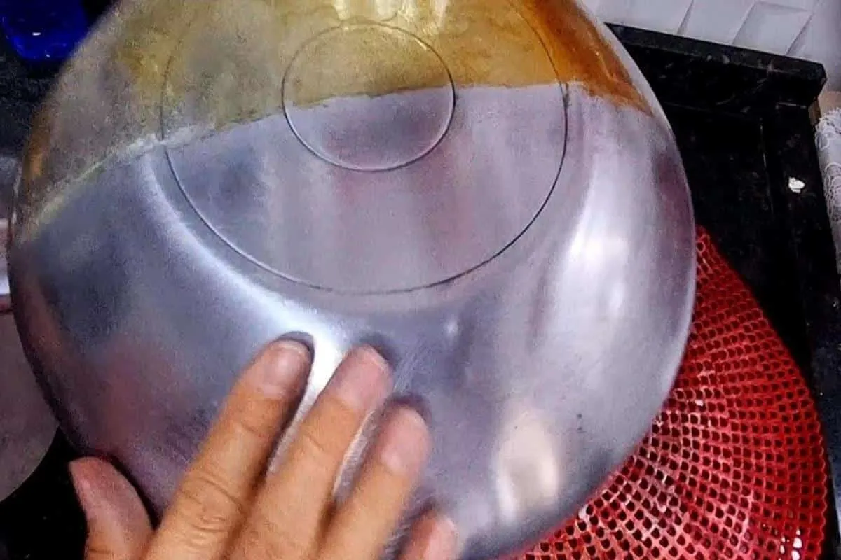 Como lavar panela engordurada para deixar tudo brilhando ant