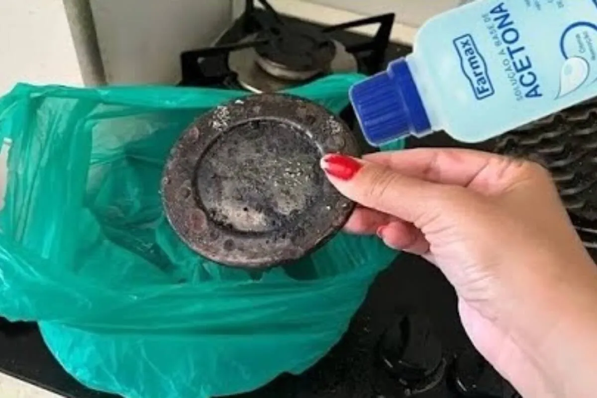 Como limpar tampinha de fogão queimada e enferrujada: não pr