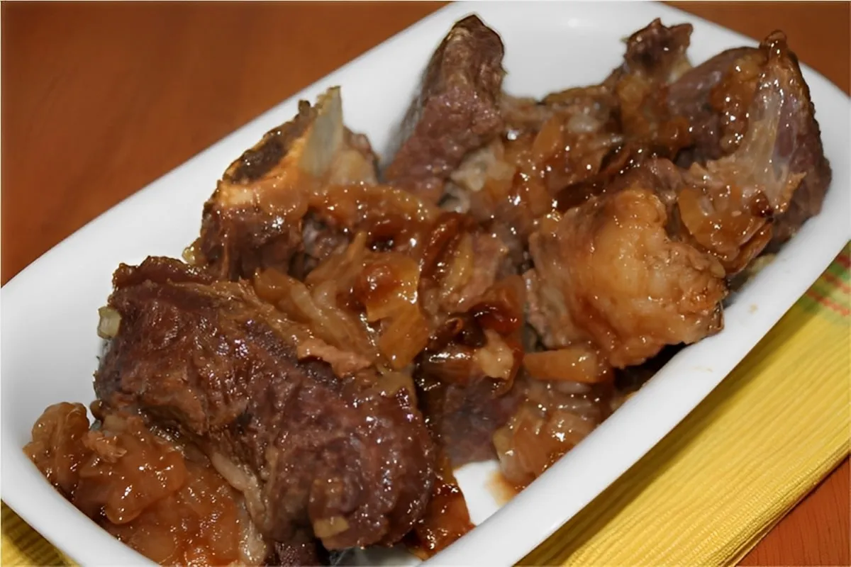 Costela na panela de pressão fica igual costela feita no for