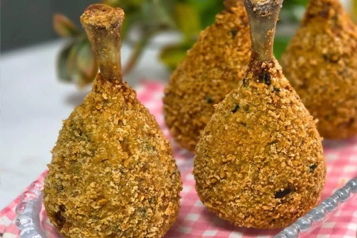 Coxa creme de frango crocante por fora e cremosa por dentro