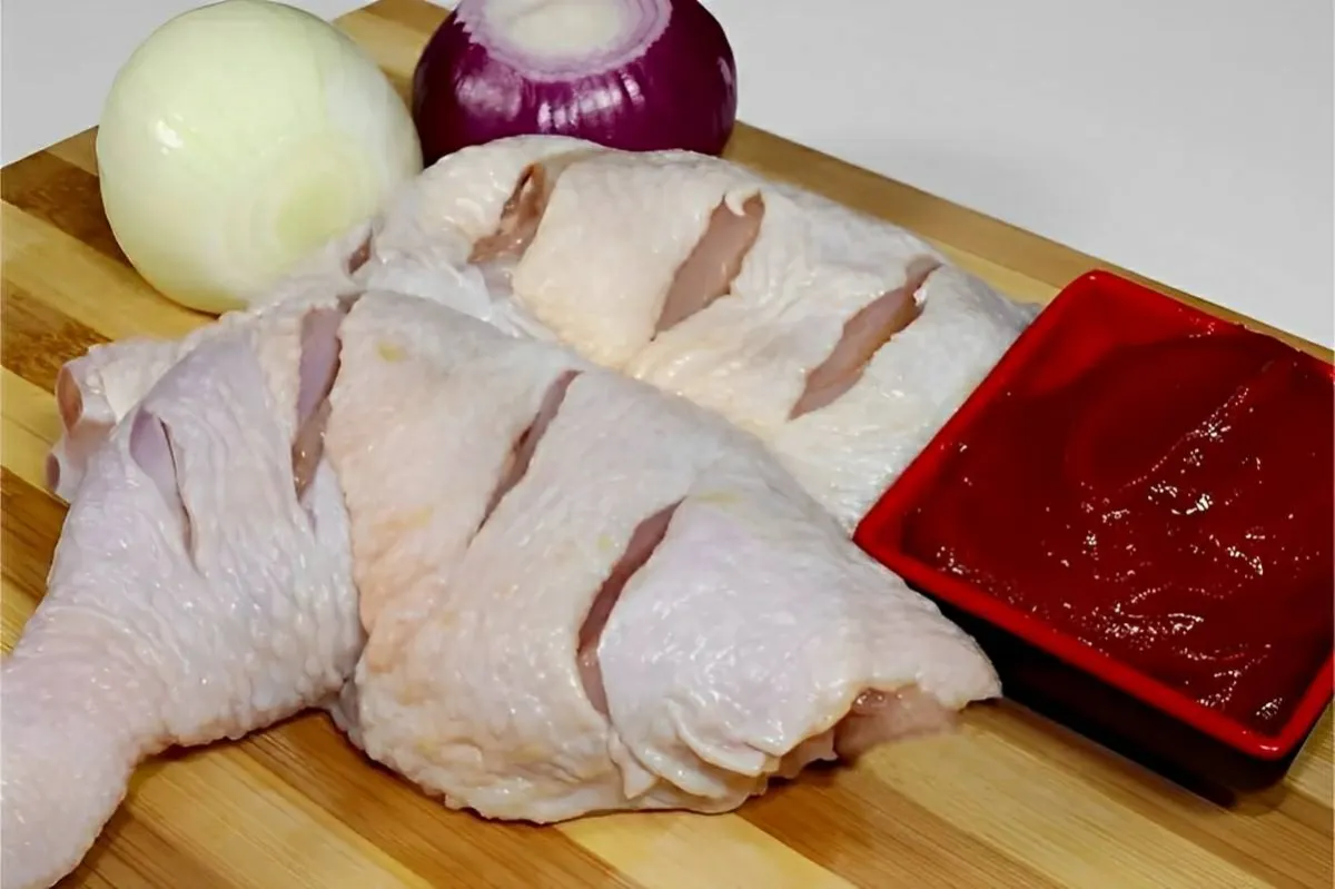 Coxa e sobrecoxa de frango diferente uma receita deliciosa e