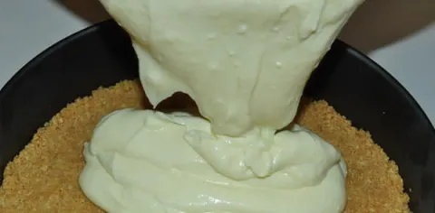 Creme Fácil para Bolos e Pavês
