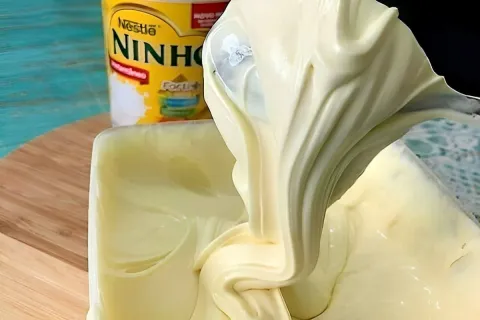 Creme trufado de Leite Ninho para sobremesa ou recheio de bo