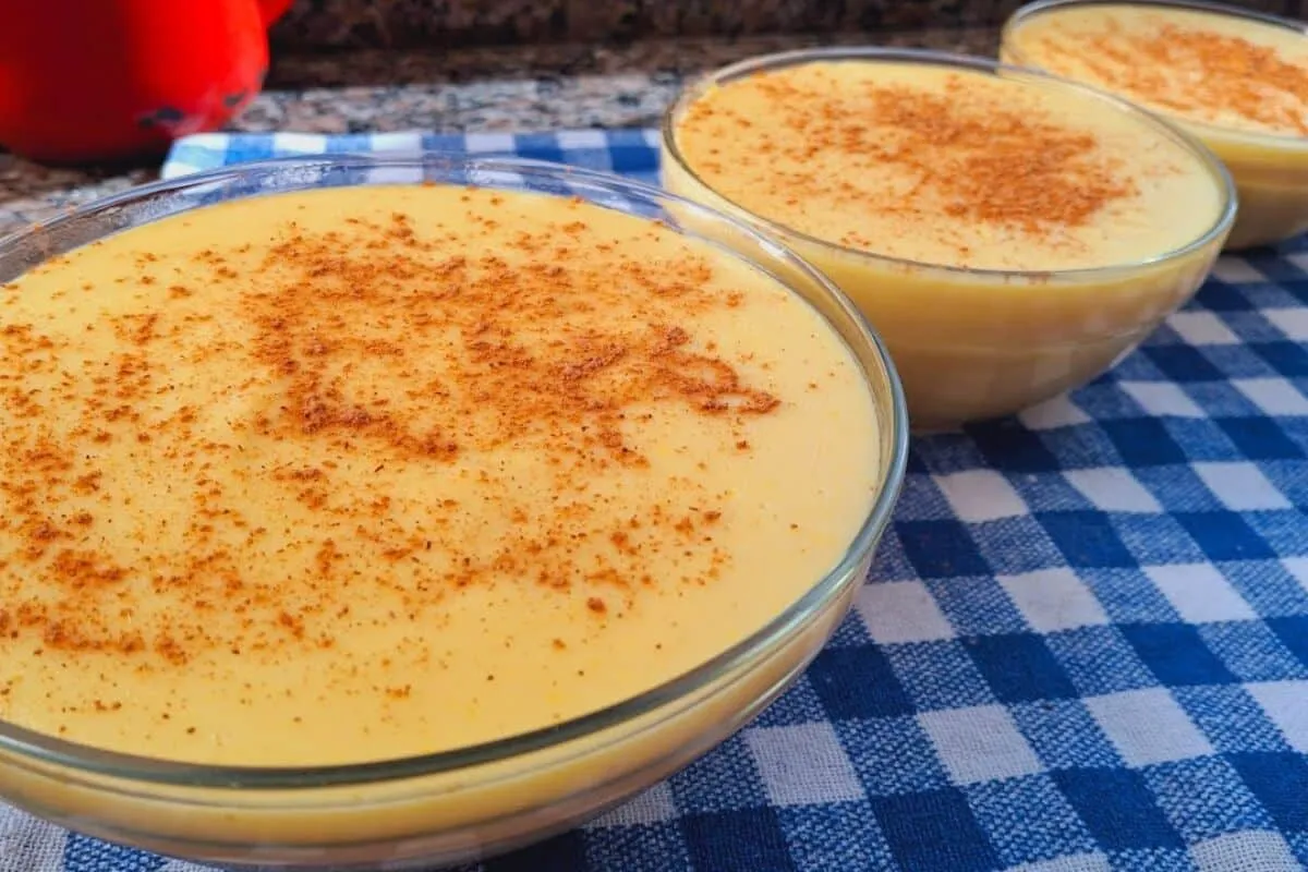 Curau de milho de latinha feito no liquidificador de um jeit