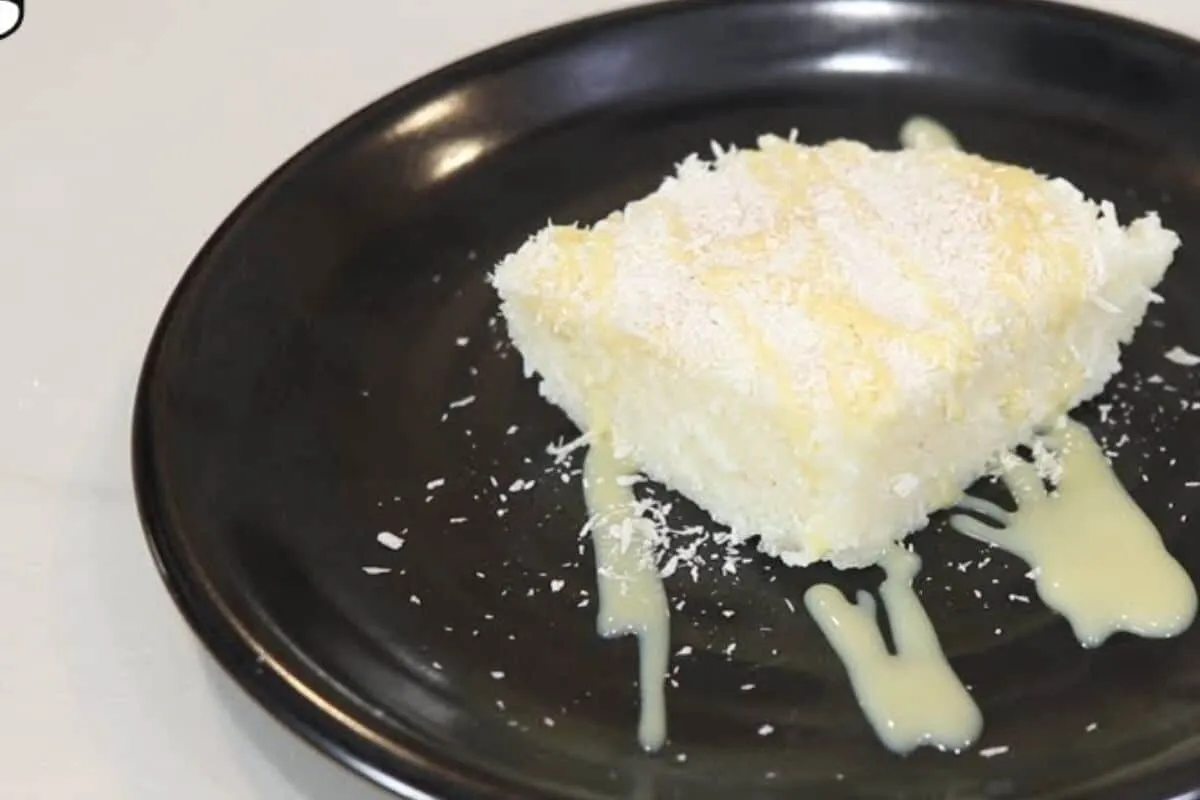 Cuscuz de tapioca: uma sobremesa de cuscuz doce com coco que