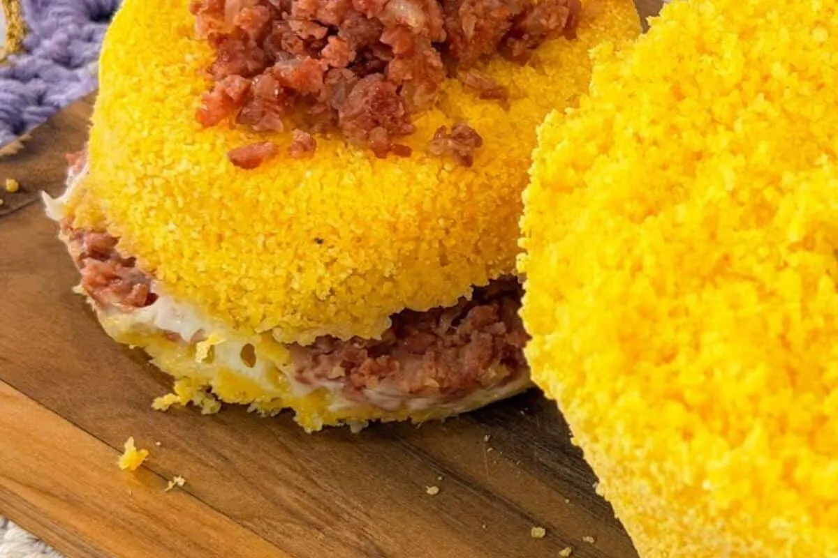 Cuscuz nordestino recheado: aprenda o passo a passo para dei