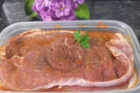 Depois que aprendi como temperar bife nunca mais fiz carne d
