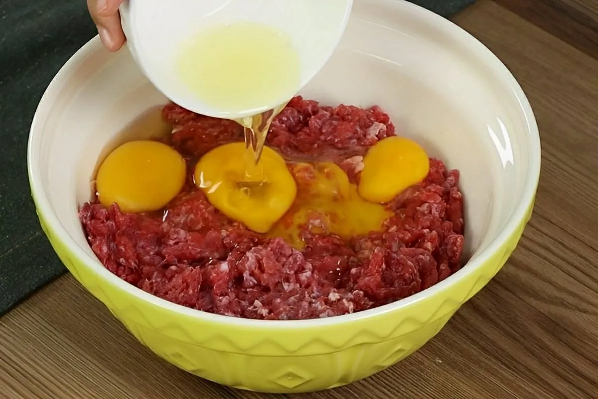 Depois que preparei carne moída dessa maneira nunca mais fiz