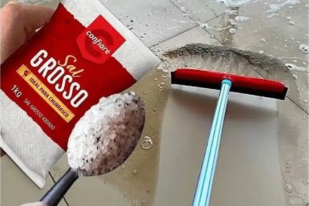 Descobri como limpar piso encardido de um jeito super fácil