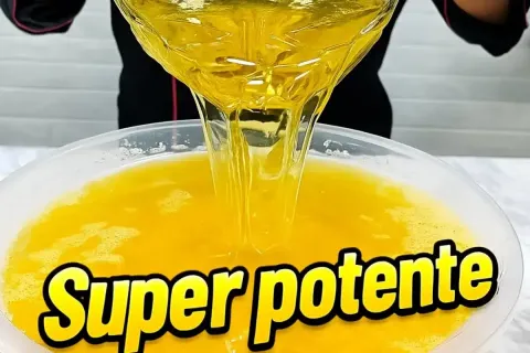 Detergente caseiro super potente que rende cinco litros, par