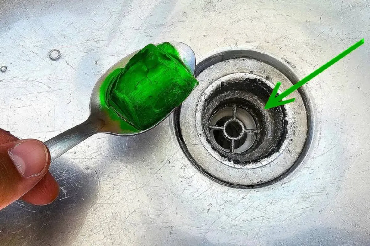 Dica para não entupir ralos: você não vai ter mais problema