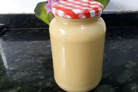 Doce de leite caseiro da vovó com apenas 2 ingredientes