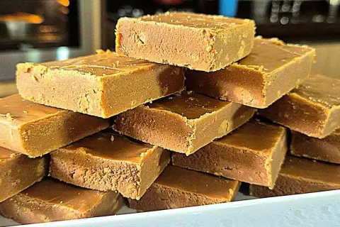 Doce de leite de corte tradicional e gostoso, um docinho per