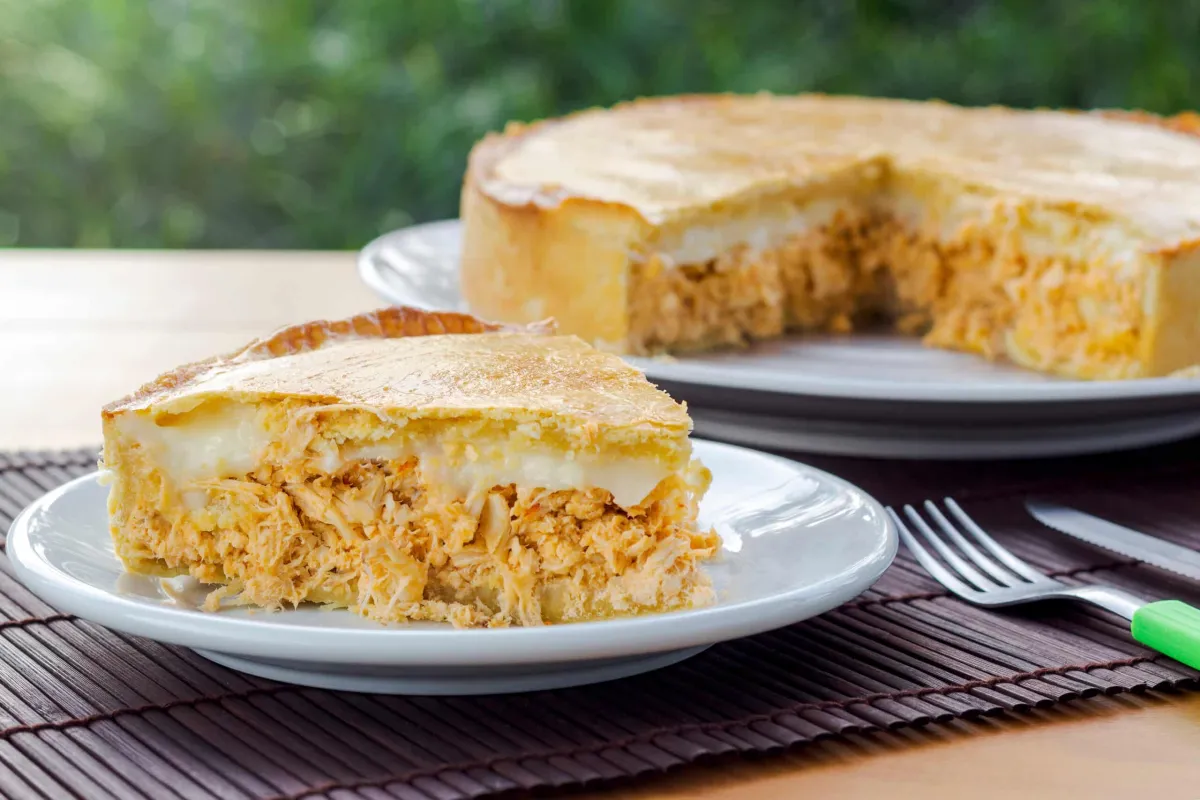 Empadão de Frango com Banha é a melhor pedida pro seu lanche