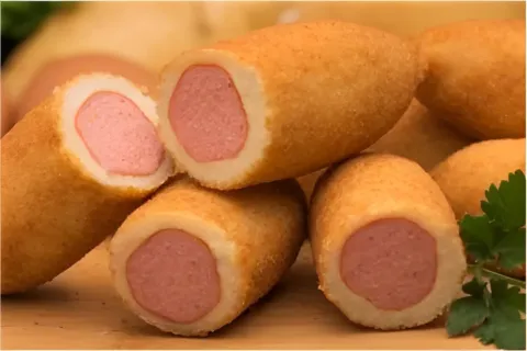 Enroladinho de salsicha frito de um jeito muito prático de p