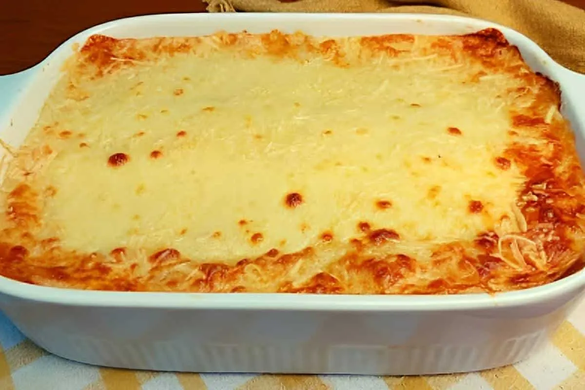 Escondidinho de carne moída com purê de batata muito cremoso