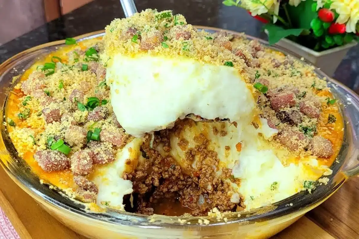 Escondidinho de carne moída: muito fácil e econômico para se