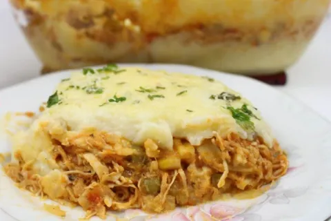 Escondidinho de frango cremoso e saboroso para um almoço com