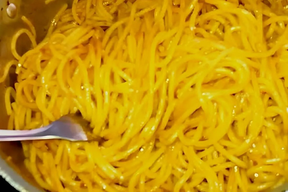 Espaguete de restaurante prático e delicioso pra fazer em ca