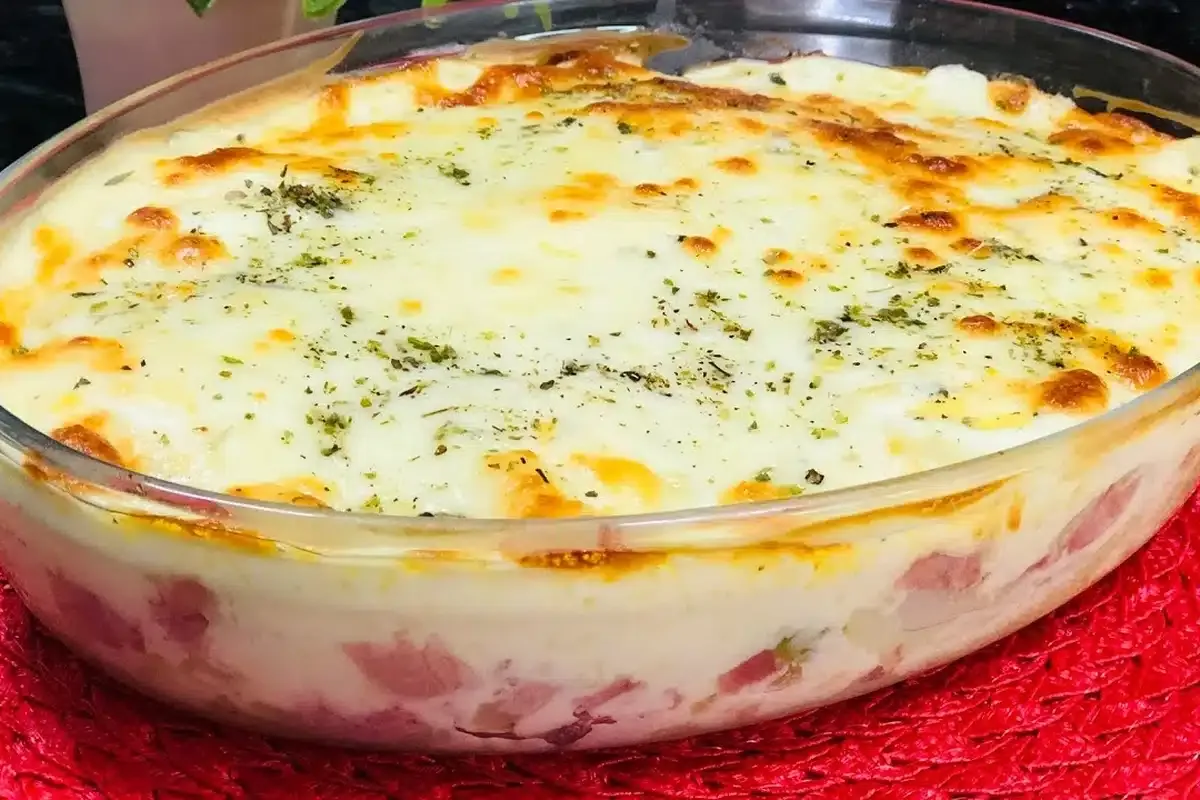 Essa é a melhor versão de batata à portuguesa cremosa para o