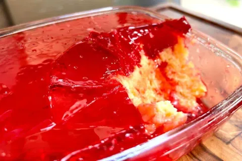 Essa receita de maçã do amor na travessa vai surpreender voc