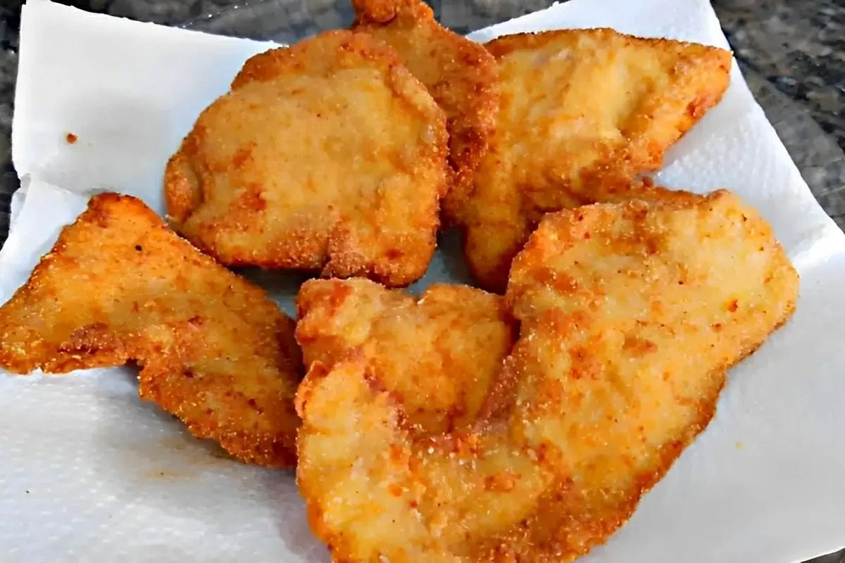 Esse frango empanado sem ovos e sem farinha de trigo vai fac