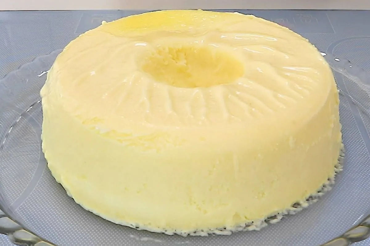 Esse gelado de abacaxi para o natal fica tão cremoso que der