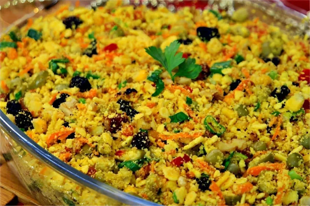 Farofa de natal completa e muito bem temperada fica uma delí