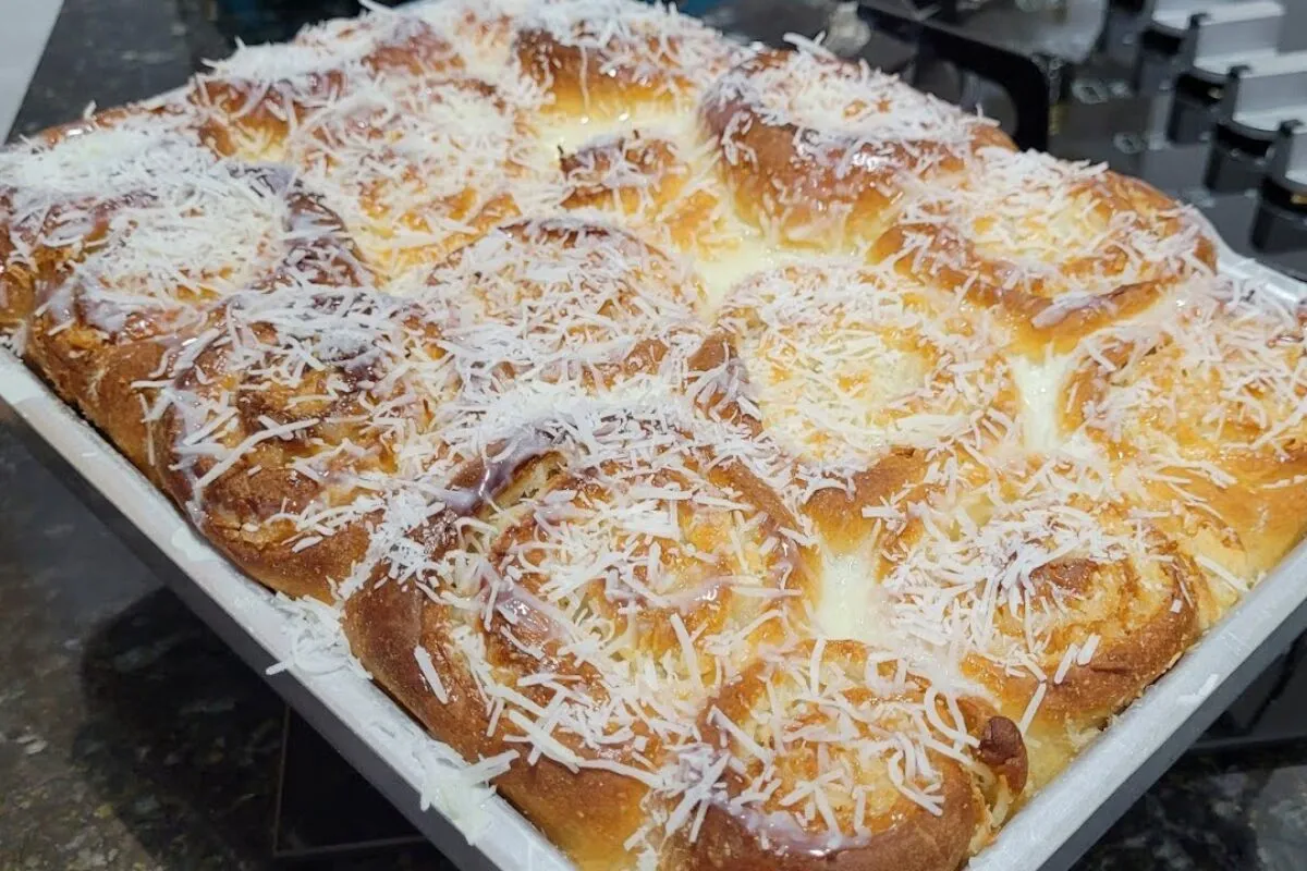Fatias húngaras extremamente macias e molhadinhas, com muito