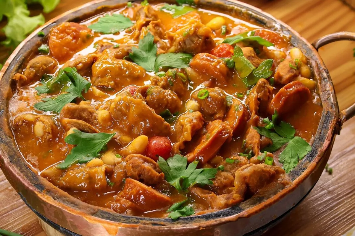 Feijão branco com moela: aprenda o preparo tradicional que f