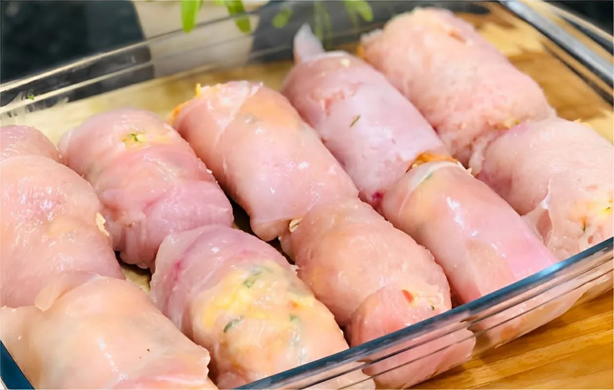 Filé de frango à rolê uma opção econômica e deliciosa para o