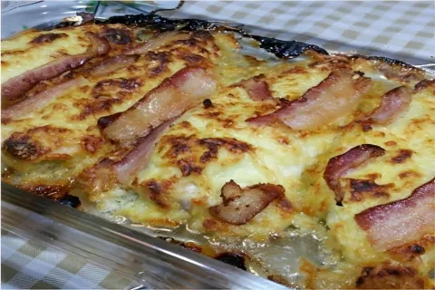 Filé de frango assado com queijo e bacon todo mundo que faz 