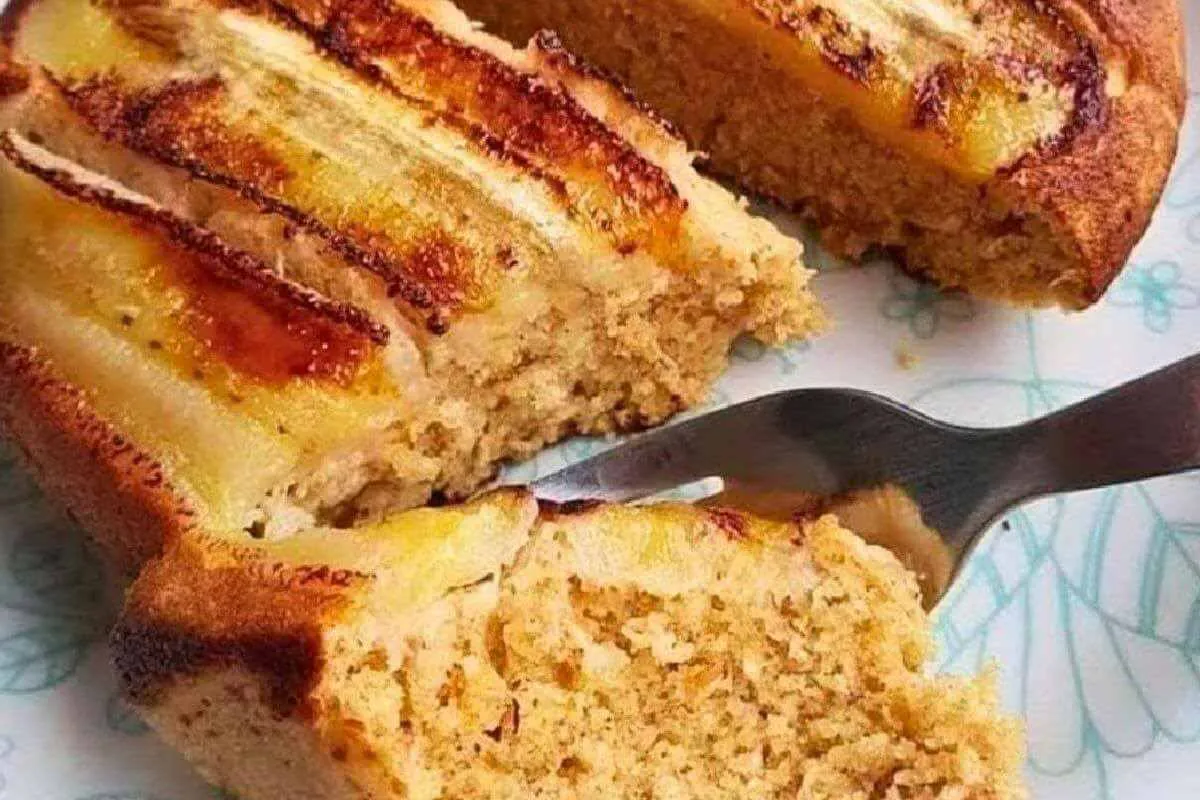 Fiz esse pão de aveia com banana delicioso e não precisei ir