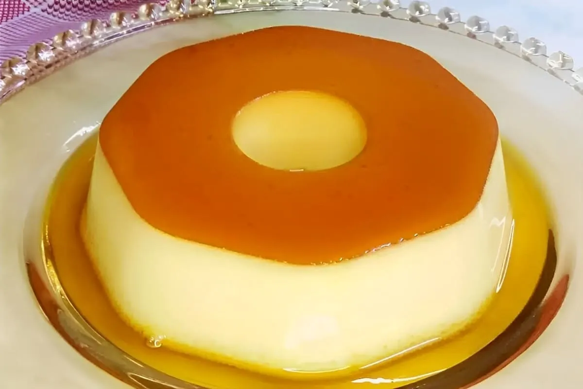 Fiz esse pudim gourmet sem furinhos delicioso usando apenas