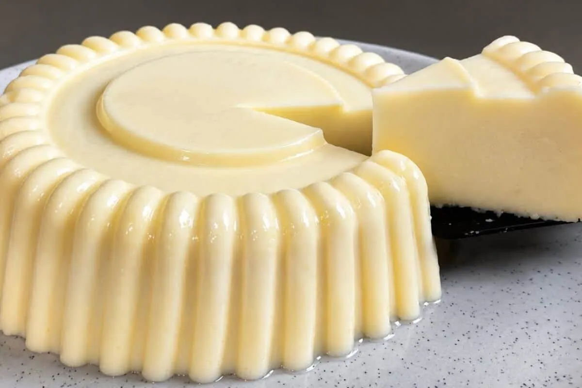 Flan de leite em pó rápido que não vai ao fogo,  uma sobreme