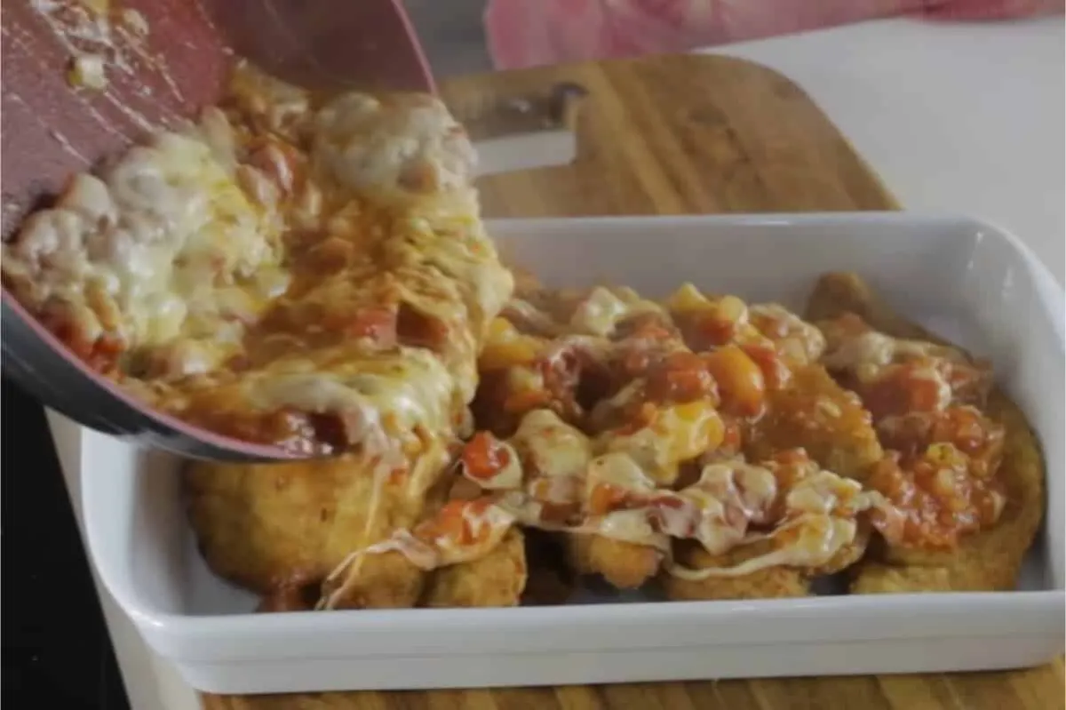 Frango à parmegiana rápido e irresistível para seu almoço de